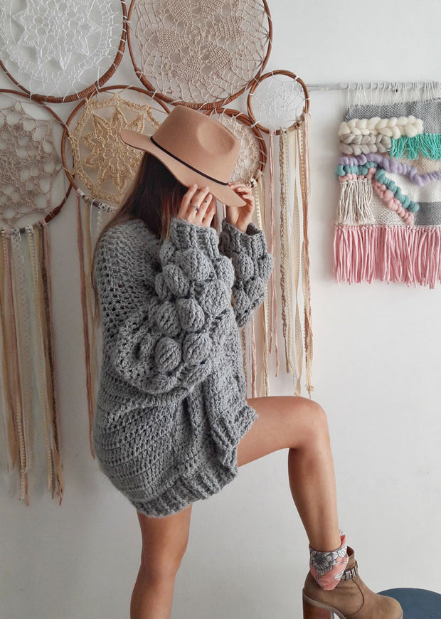 Guía de Tejido a crochet: Cómo tejer un maxicárdigan con mangas llamativas? Diseño Cardigan Burbuja.