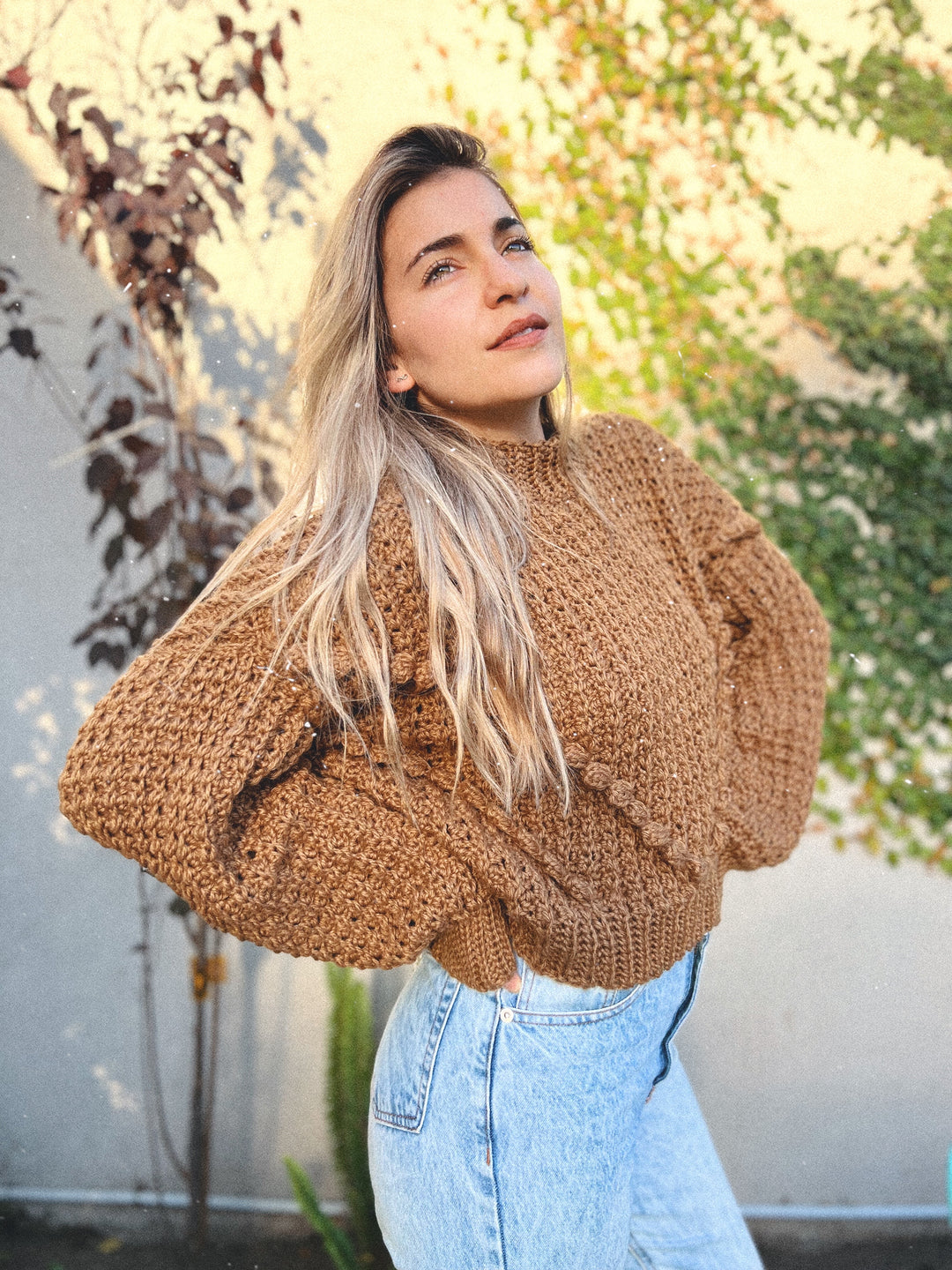 Curso online de crochet- Cómo tejer una prenda básica a crochet lena de textura-  Cárdigan Federica + Patrón Sweater Federica