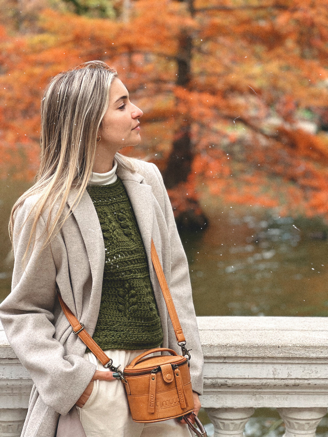 Curso online de crochet - Textura imitación tricot, tejida en crochet y aplicada a un chaleco - Diseño Florecer