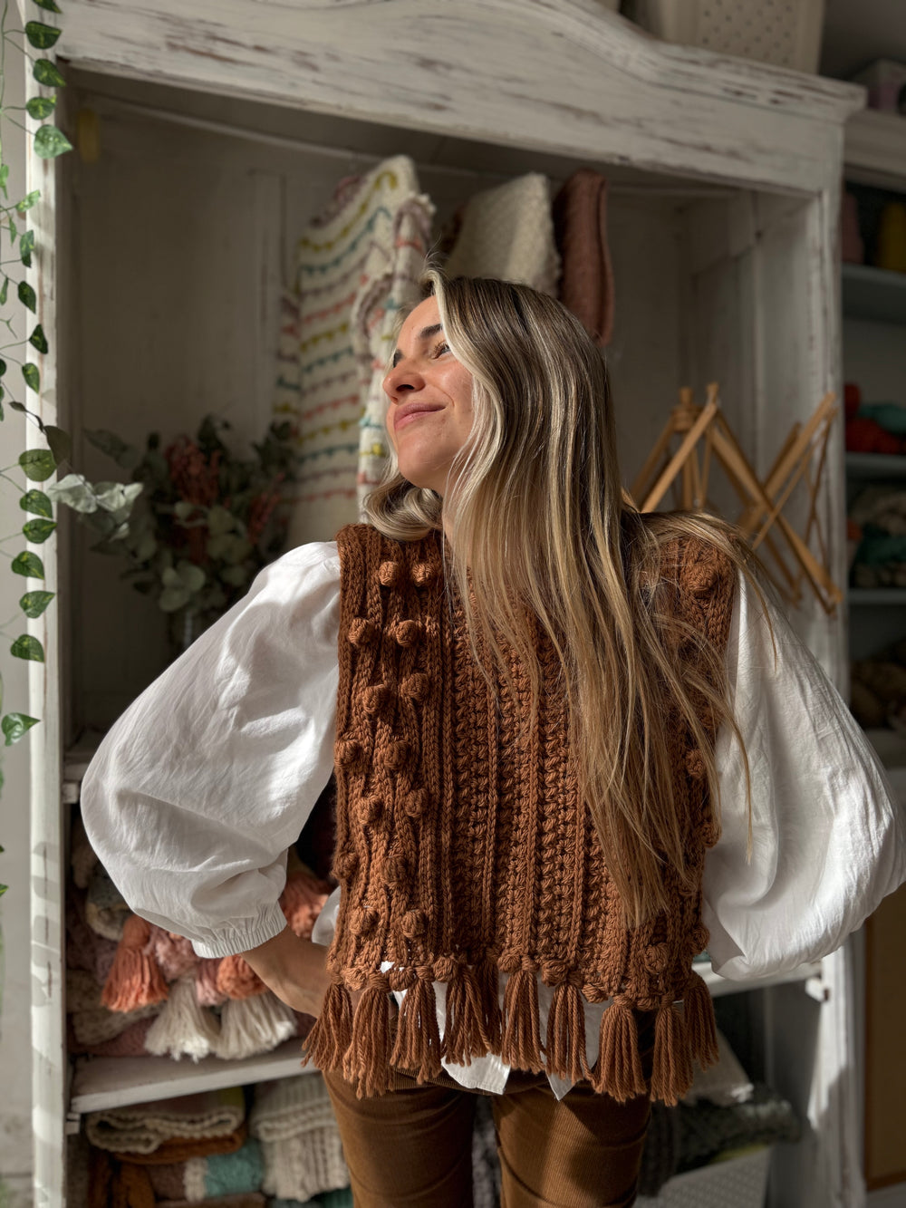 Patrón Poncho Mocha Mousse- fromato curso