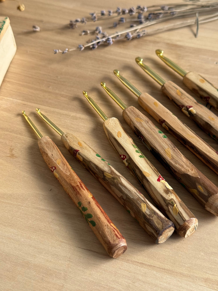 Set 4 varitas mango de madera edición otoño-25% off