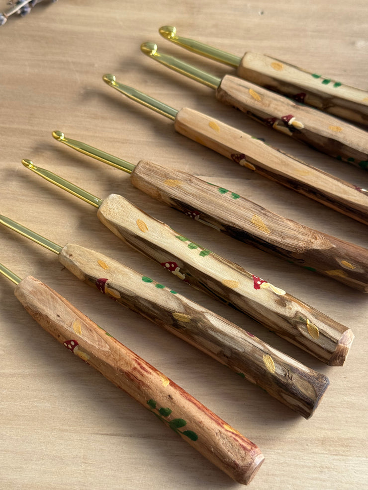 Set 4 varitas mango de madera edición otoño-25% off