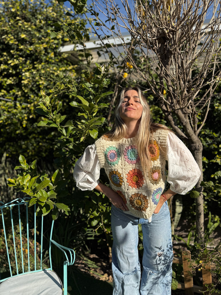 Guía de tejido Chaleco Grannys Square Flor +  guía para principiantes.