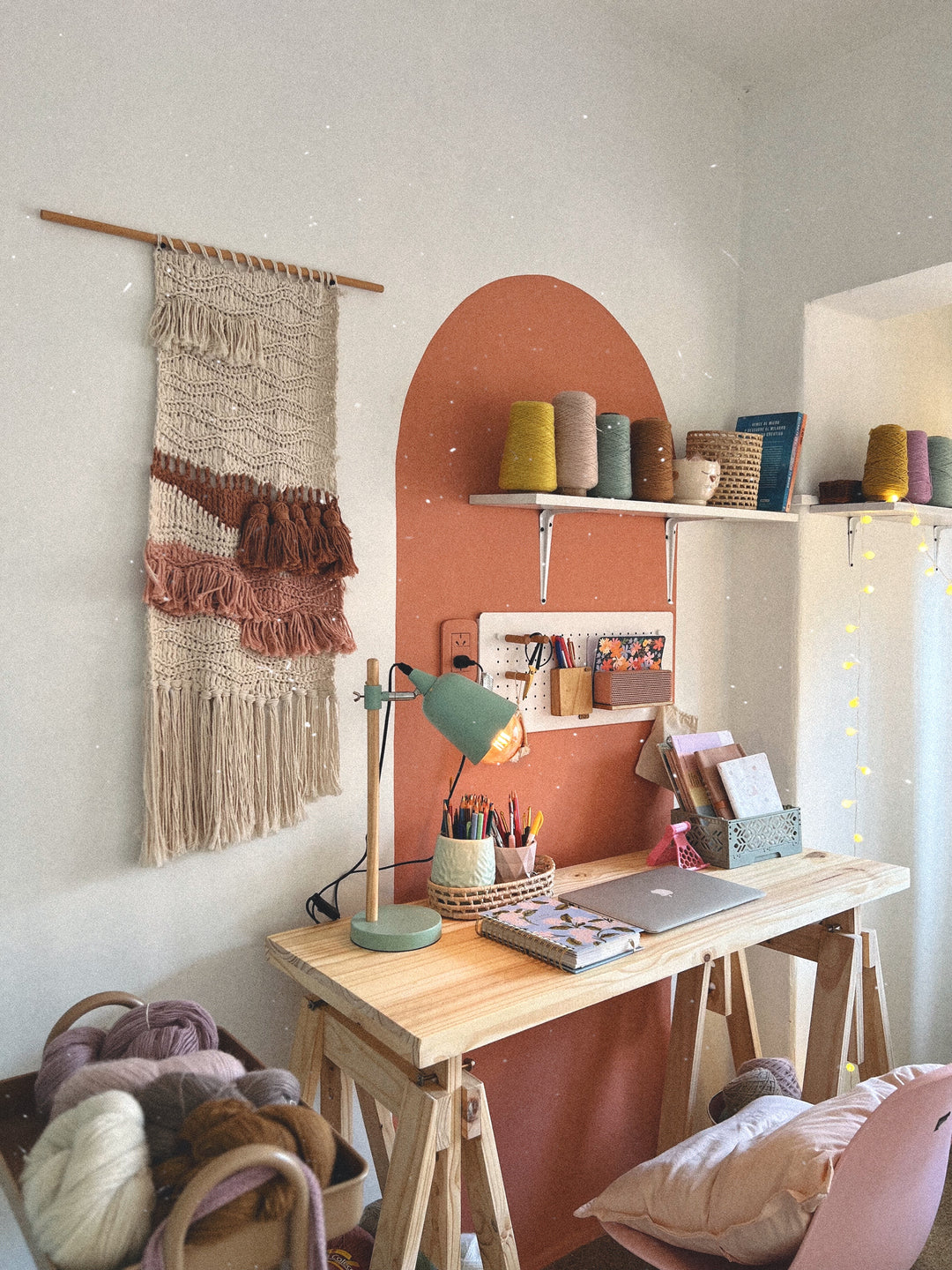 Guía de tejido Tapiz decorativo + patrón Puff redondo