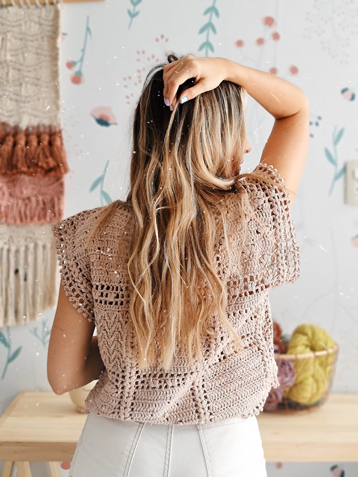 Curso Online de crochet- Como IMITAR la técnica de Grannys Square con la técnica de intarsia. Top y Remera Gardenia.