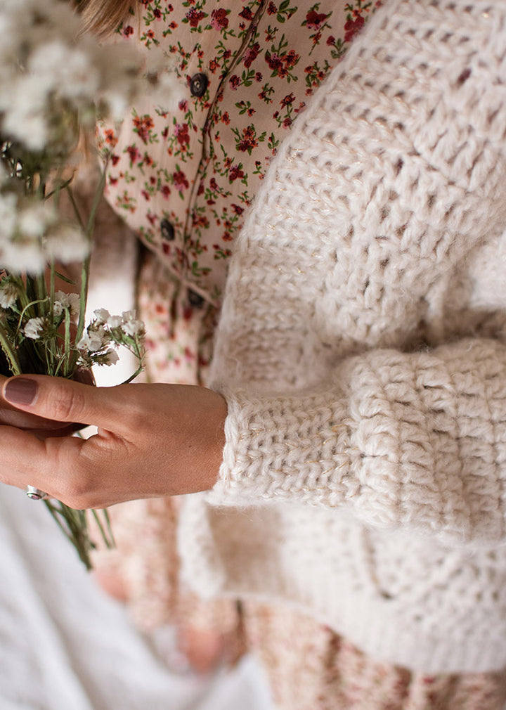 Cárdigan Jazmín + Patrón Gorro Burbuja de regalo
