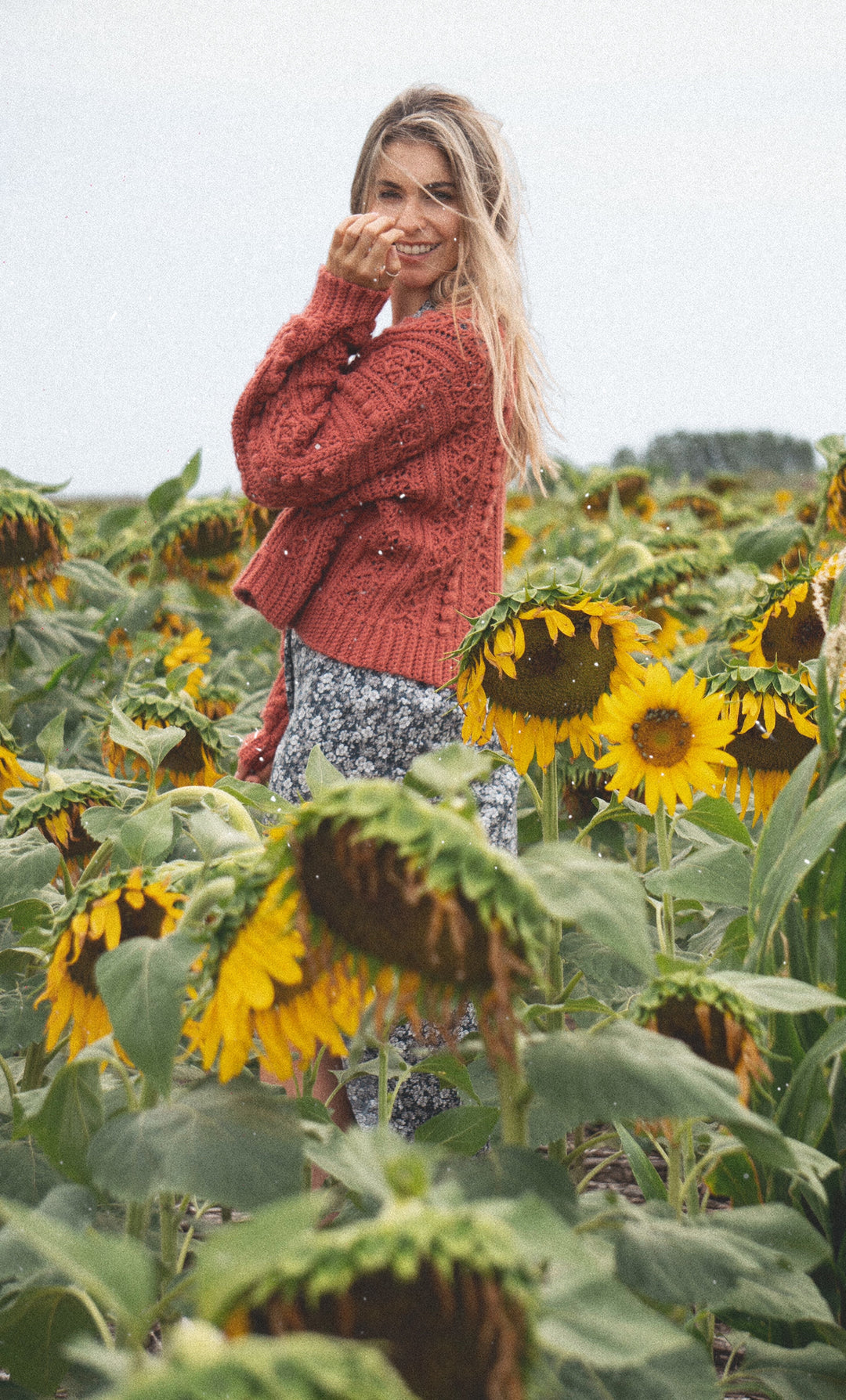 Curso online de crochet- Cómo tejer un cárdigan a partir de una textura imitación al tricot- Cárdigan Amapola + Bonus: patrón Sweater Amapola