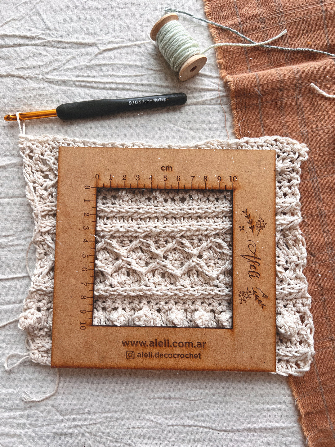 Guía de Tejido a crochet: Cómo tejer un Top a partir de una textura imitación al tricot- tejido vertical Top Otoño versión verano/versión invierno.