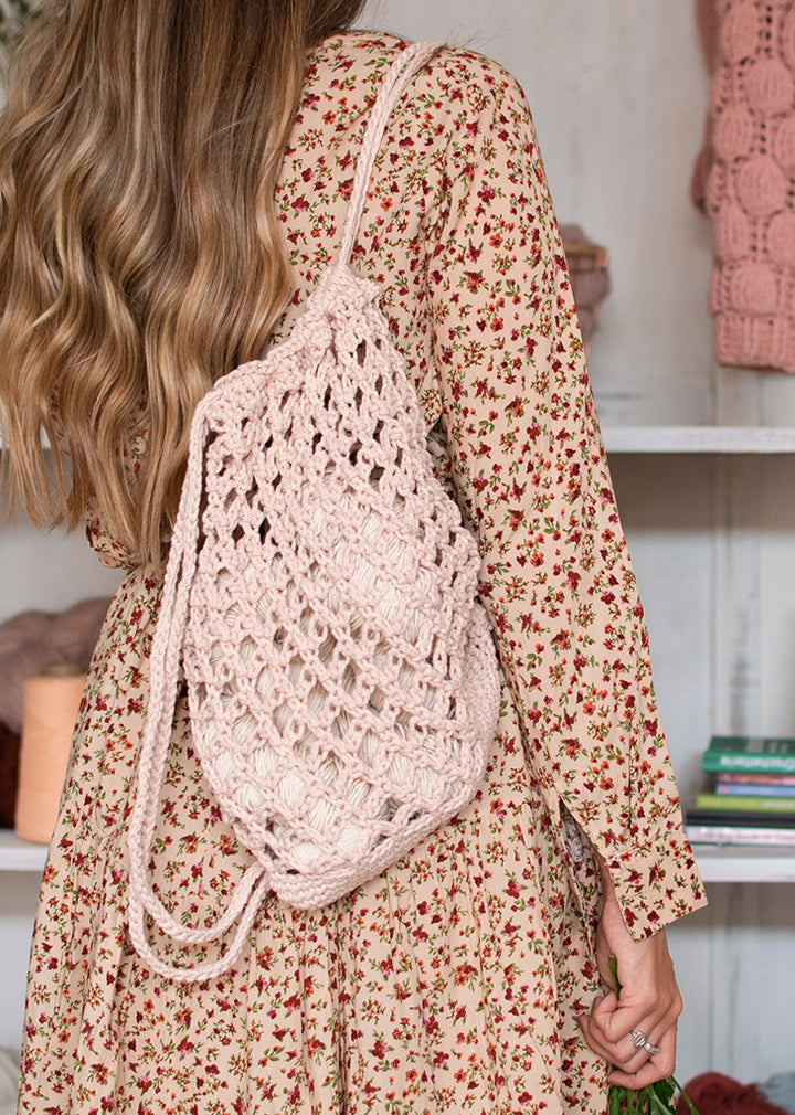 Guía de tejido a crochet- Tejé una trama imitación al macramé- Mochila Magnolia